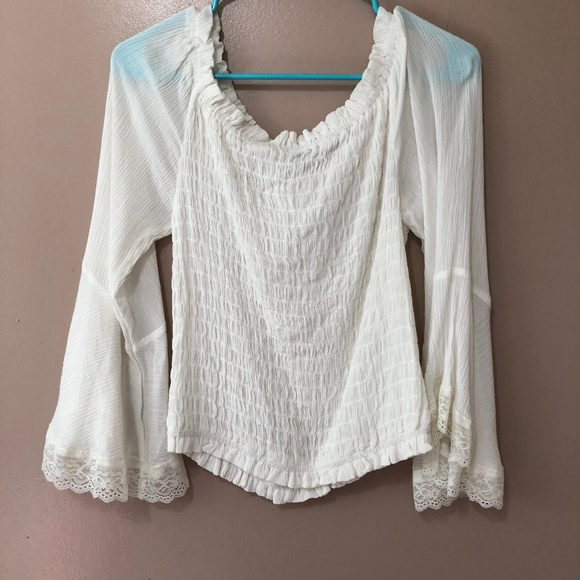 Ashley Stewart Tops - Ashley Stewart Off the Shoulder Bell Sleeve Top